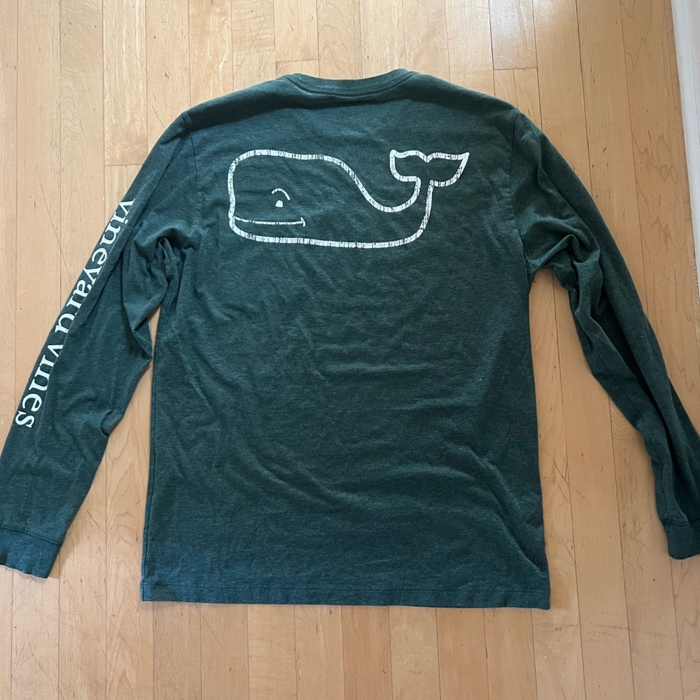Vineyard Vines Vintage Whale Long-Sleeve Pocket Tee